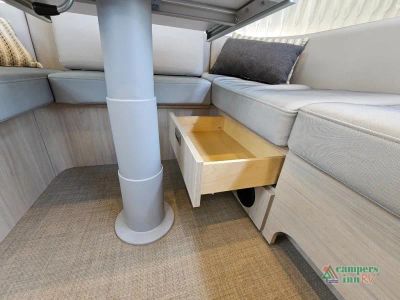 2025 Airstream Globetrotter — photo 22 view