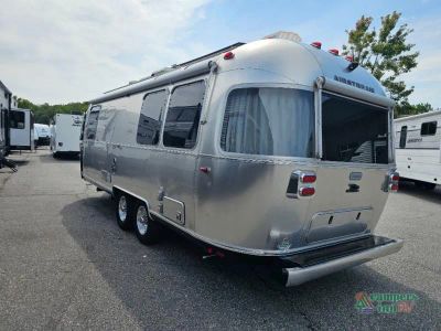 2025 Airstream Globetrotter — detail view