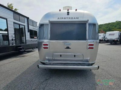 2025 Airstream Globetrotter — interior view