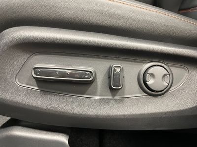 2026 Honda CR-V Hybrid - Photo 14