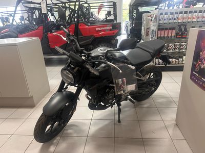 2023 Honda CB300R ABS - Photo 2