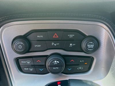 2023 Dodge Challenger — photo 14 view