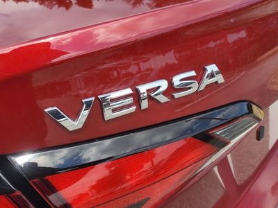 2025 Nissan Versa - Photo 12