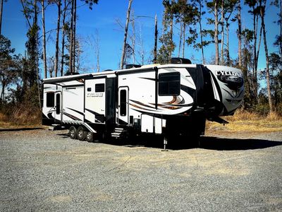 2017 Heartland Cyclone - Photo 1
