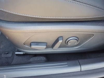 2025 Kia K5 - Photo 9