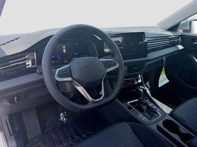 2026 Volkswagen Jetta — photo 9 view