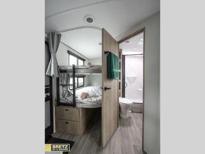 2026 Grand Design Imagine - Photo 17