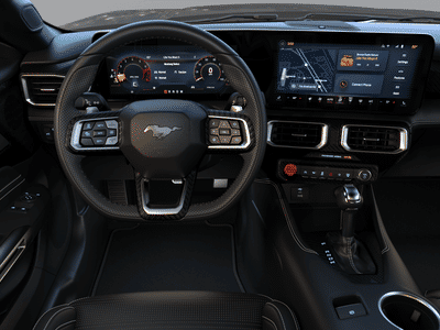 2026 Ford Mustang - Photo 13