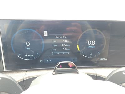 2024 Hyundai Santa Fe — photo 10 view