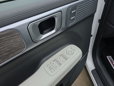 2024 Hyundai Santa Fe — photo 20 view