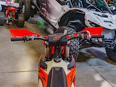 2026 KTM 250 XC - Photo 8