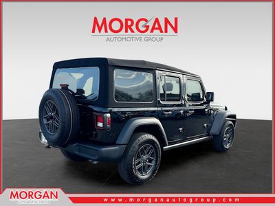 2024 Jeep Wrangler - Photo 3