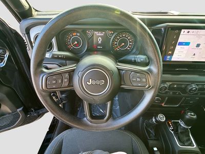 2024 Jeep Wrangler - Photo 36