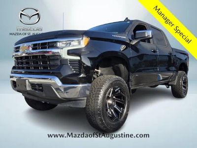 2025 Chevrolet Silverado 1500 LT in Black — front three-quarter view