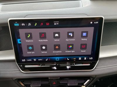 2026 Volkswagen Tiguan — photo 30 view