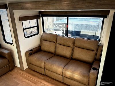 2026 Grand Design Transcend - Photo 13