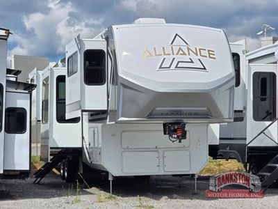 2026 Paradigm 385FL — front three-quarter view