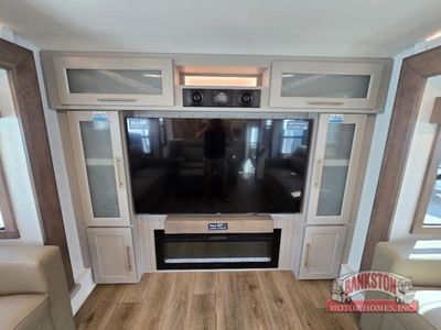 2026 Paradigm 385FL — photo 25 view
