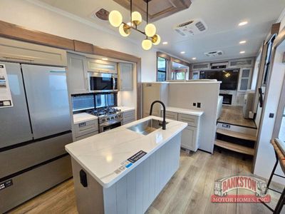 2026 Paradigm 385FL — photo 44 view