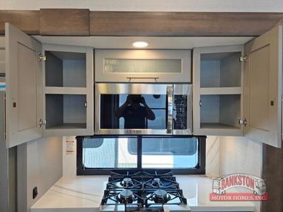 2026 Paradigm 385FL — photo 14 view