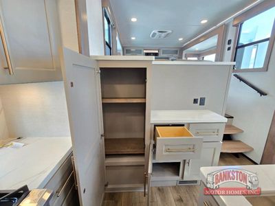 2026 Paradigm 385FL — photo 21 view