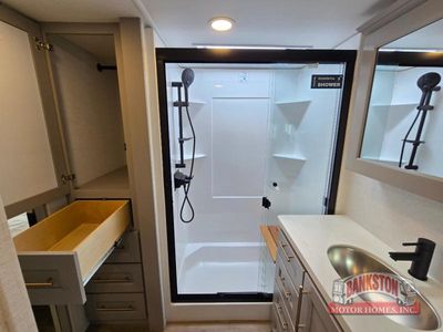 2026 Paradigm 385FL — photo 40 view