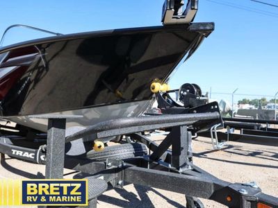 2026 TRACKER Targa - Photo 5