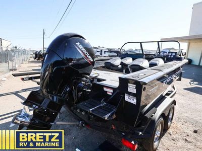 2026 TRACKER Targa - Photo 16
