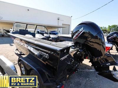 2026 TRACKER Targa - Photo 11