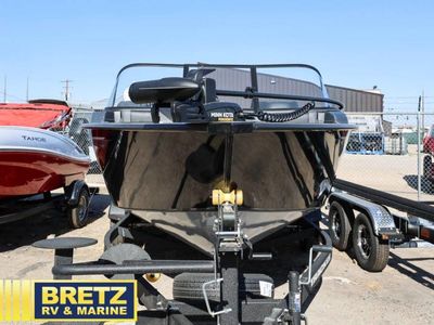 2026 TRACKER Targa - Photo 3