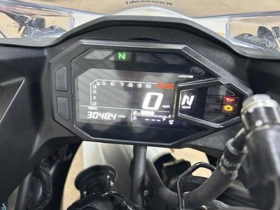 2025 Kawasaki Ninja 500 - Photo 9