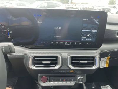 2025 Ford Mustang - Photo 20