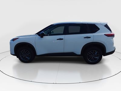 2024 Nissan Rogue - Photo 4