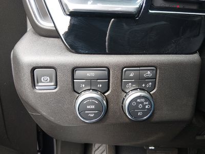 2025 GMC Sierra 1500 — photo 13 view