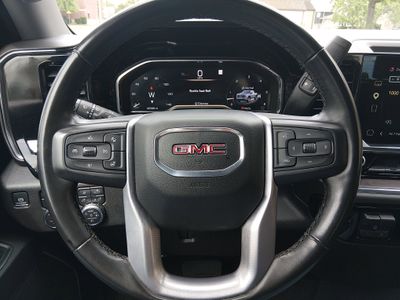 2025 GMC Sierra 1500 — photo 12 view