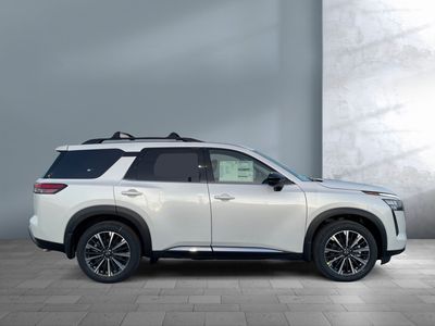2026 Nissan Pathfinder — photo 7 view