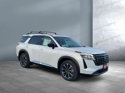 2026 Nissan Pathfinder — photo 8 view