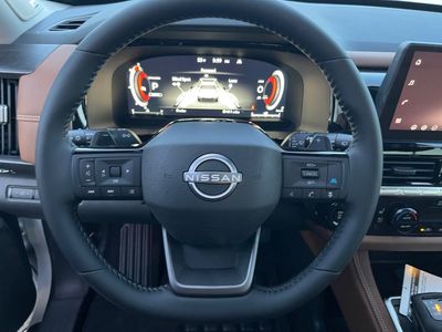 2026 Nissan Pathfinder — photo 11 view