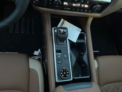 2026 Nissan Pathfinder — photo 14 view
