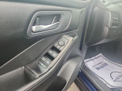 2025 Nissan Rogue SV - Photo 13