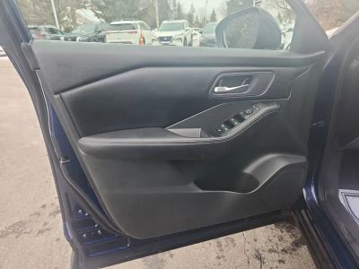 2025 Nissan Rogue SV - Photo 12