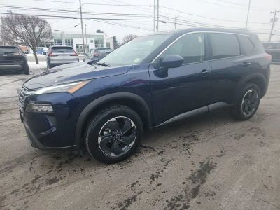 2025 Nissan Rogue SV - Photo 9