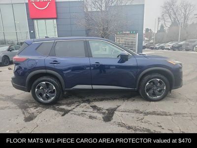 2025 Nissan Rogue SV - Photo 4