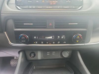 2025 Nissan Rogue SV - Photo 20