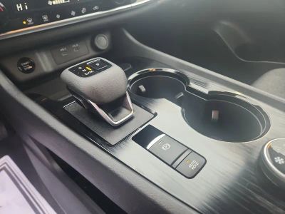 2025 Nissan Rogue SV - Photo 25