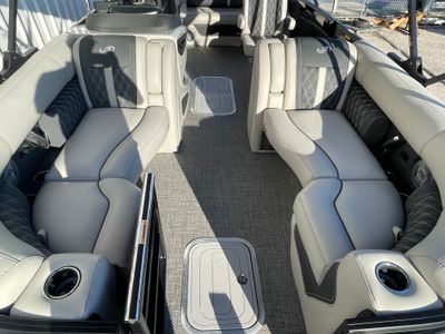 2026 Barletta Lusso L23UC - Photo 13