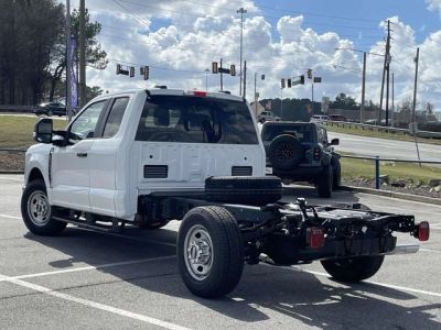 2026 Ford F-350SD - Photo 4