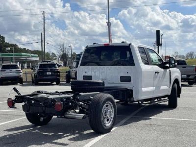 2026 Ford F-350SD - Photo 3
