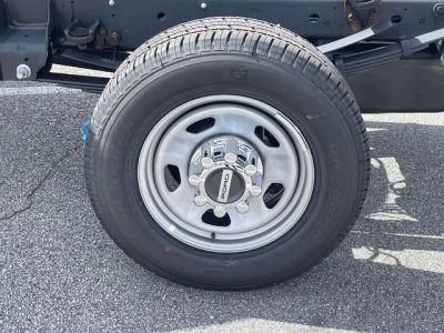 2026 Ford F-350SD - Photo 8