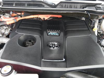 2023 Toyota Tundra 4WD - Photo 9